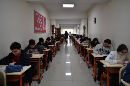 Erciyes Koleji'nde LGS Kampı Sınav Provasıyla Sona Erdi!