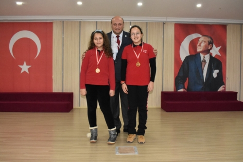 Erciyes Koleji Sporcuları Ödüllendirildi!