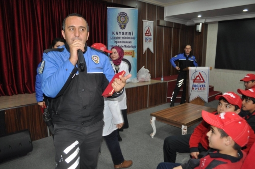 Erciyes Koleji İnternette Güvenliğe Önem Veriyor!