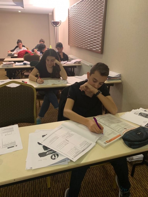 LGS Kampında Sıkı Çalışma Devam Ediyor!