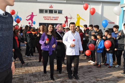 Erciyes Koleji'nden Öğretmenler Günü Sürprizi!