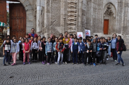 4. Sınıflarımız Sivas Kültür Gezisinde
