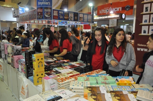 “Bir Kitap, Bir Hayat”