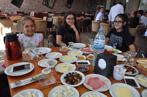 8. Sınıf öğrencilerimizle moral depoladık