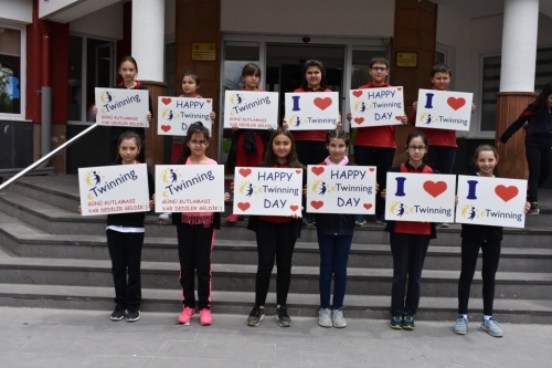 9 Mayıs eTwinning Gününde Biz de Varız!