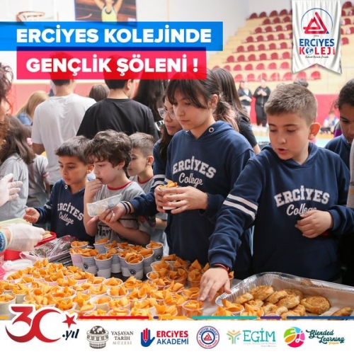 ERCİYES KOLEJİNDE GENÇLİK ŞÖLENİ!